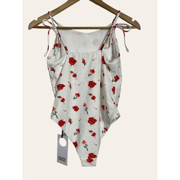 Charlie Holiday White Red Floral Print One Piece Tie Strap Swimsuit Size 8 - Picture 5 of 5